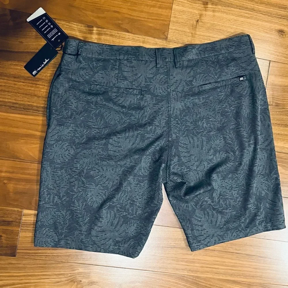 Travis Mathew, go fish golf shorts shorts size 40 NWT